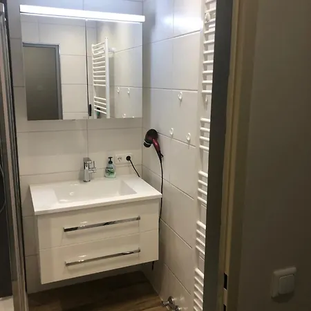 Casa Alpina - Pool&sauna - Include Joker Card شقة