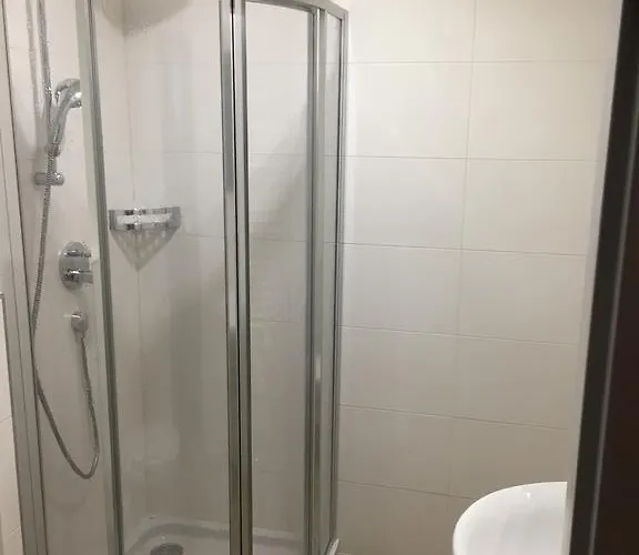 Casa Alpina - Pool&sauna - By Hermann Weiss شقة